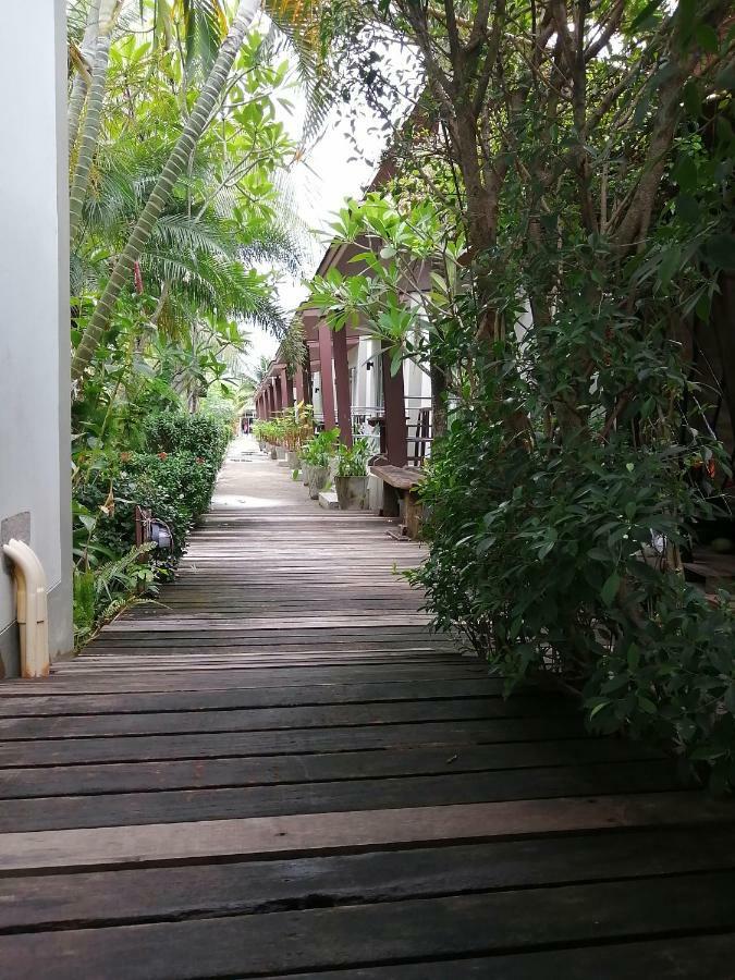 Naiyang Boutique Resort Ban Phak Chit Dış mekan fotoğraf